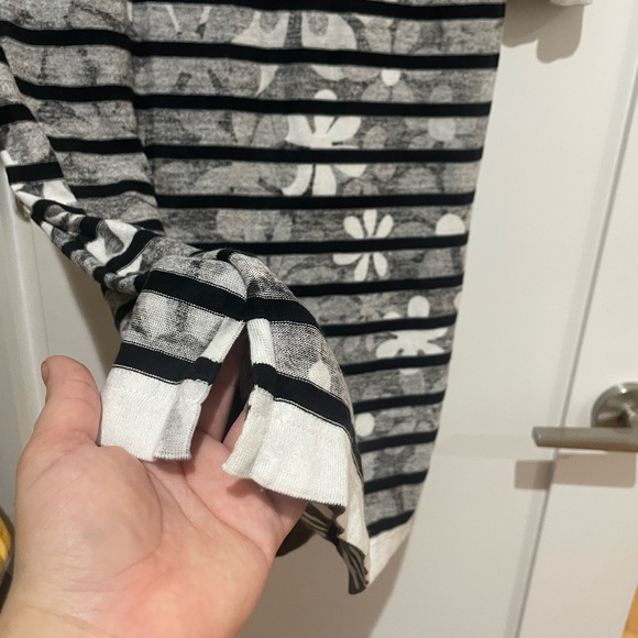 Marc Jacobs Striped Flower Shift Dress (Size S) EUC - Picture 9 of 12